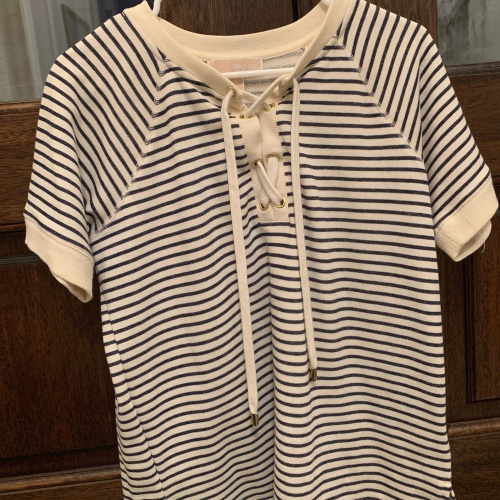 Michael kors small shirt